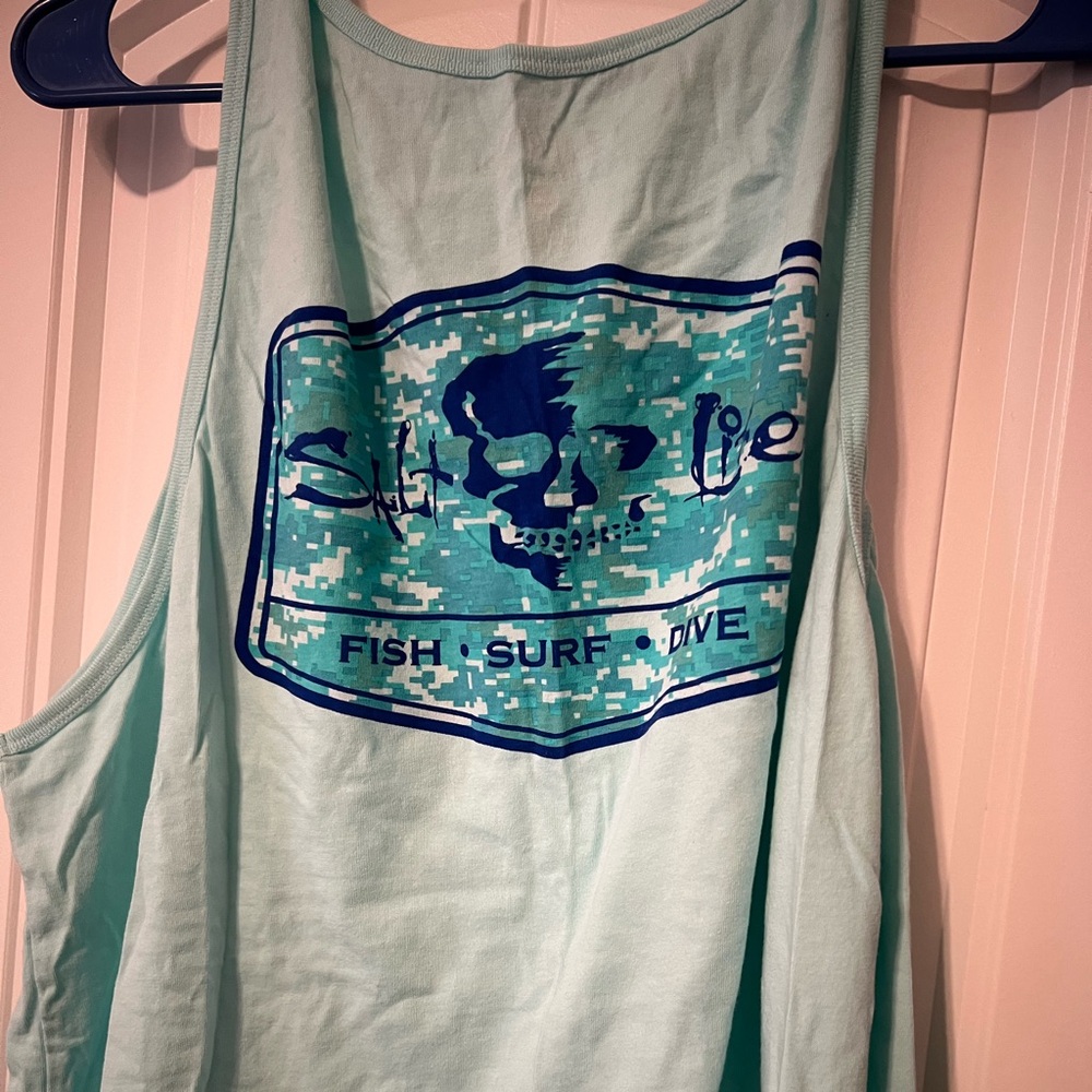NWOT XL Salt Life Tank